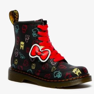 Dr. Martens 1460 Hello Kitty & Friends Boot (big kid) size 3